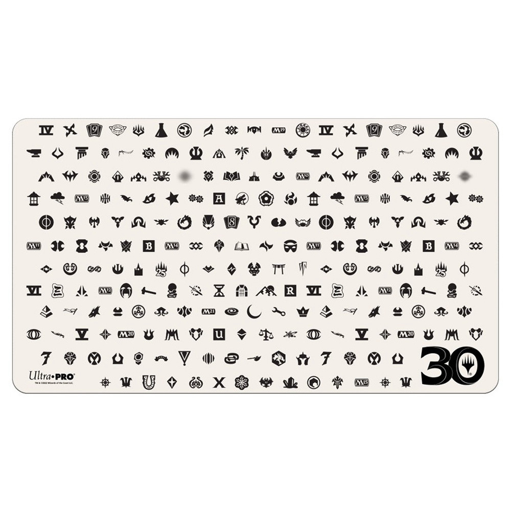 ウルトラプロ　30th Anniversary holofoil playmat upr19872-2-2000x2000-k-ffffff.jpg
