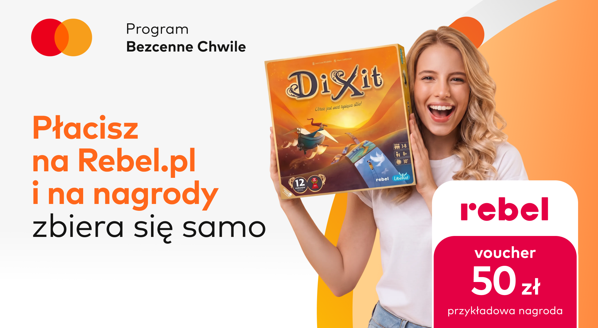 grafika przestawia uśmiechniętą osobę trzymającą grę Dixit w dłoniach